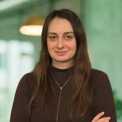 Анна Леонова